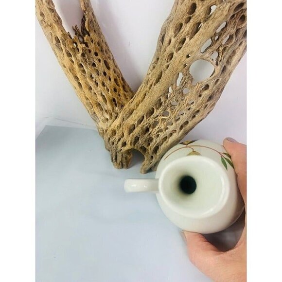 Vintage Hand Painted Ceramic MADE IN PORTUGAL Olive Oil Pitcher - Picture 3 of 5